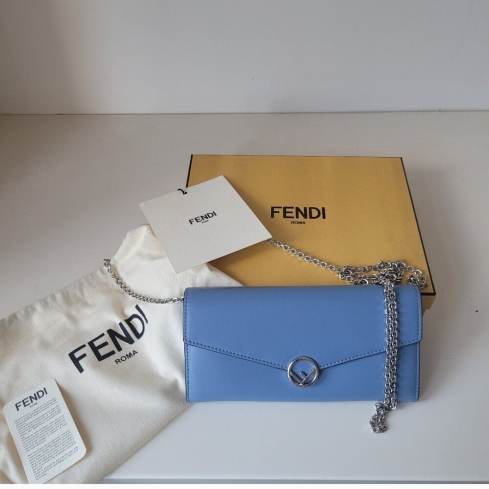FENDI Continental Envelope Wallet On Chain - Picture 5 of 15